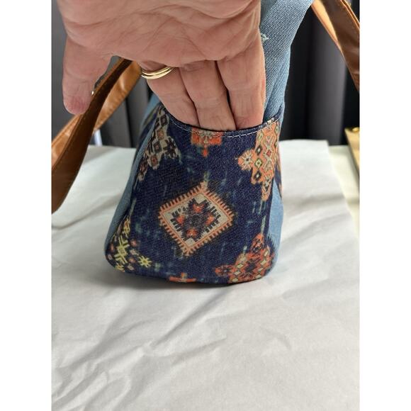 Canyon Sky Southwestern Design & Denim Hobo Style Handbag - Picture 7 of 11